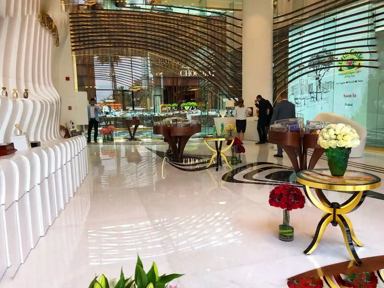 Alexandre J Boutique